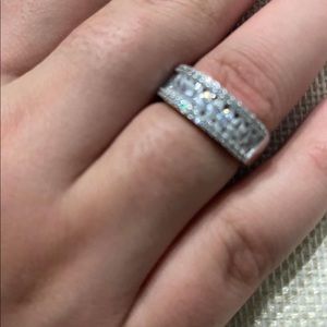 Sterling silver ring 7.5